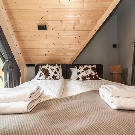 Апарт-отель Premium View Jacuzzi & Sauna 4*