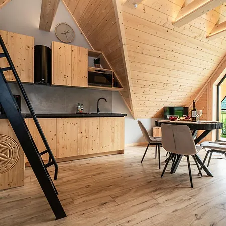 Premium View Jacuzzi & Sauna 4* Косцелиско