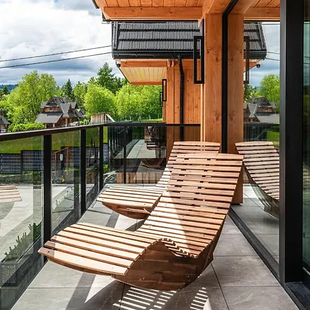 Premium View Jacuzzi & Sauna Апарт-отель 4*